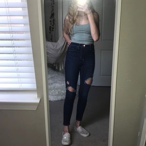 Hollister dark wash skinny ripped jeans size 3